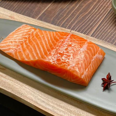 HN-Cá Hồi tươi Na Uy-Fillet. 499.000đ/1kg.Trọng lượng miếng cắt tối thiểu là 200g và ko thể cắt chính xác 100%. Bán hàng từ 8h-20h. Thanh toán COD