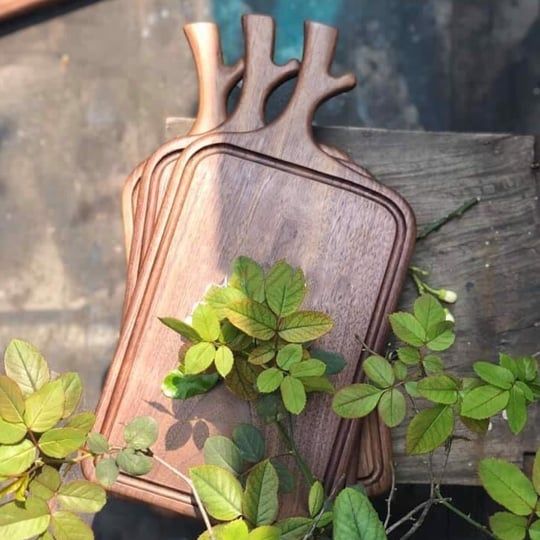 Khay gỗ Óc chó, hình chữ nhật hãng Zitan, Sản xuất tại Việt Nam, Trang trí decor cho nhà hàng, quán ăn quán cafe hoặc có thể dùng trang trí trong gia đỉnh hoặc cho những bạn thích chụp hình