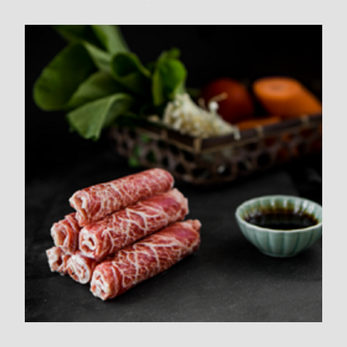 Thịt Bò FUJI Nhúng Lẩu. Giá 700,000đ/kg (giá chưa bao gồm VAT và vận chuyển). 200gr/khay