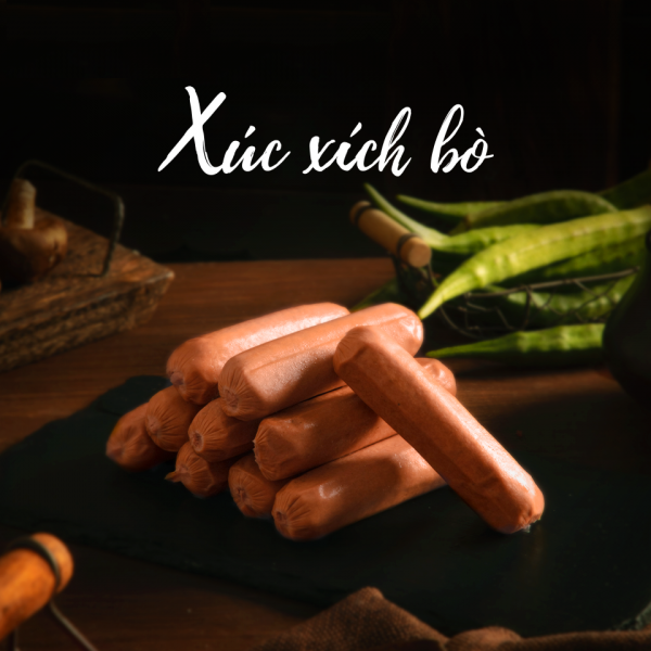 Xúc Xích Bò FUJI. Giá 250,000đ/kg (giá chưa bao gồm VAT và vận chuyển). 200gr/khay (4 miếng). 500gr/khay (8 miếng)