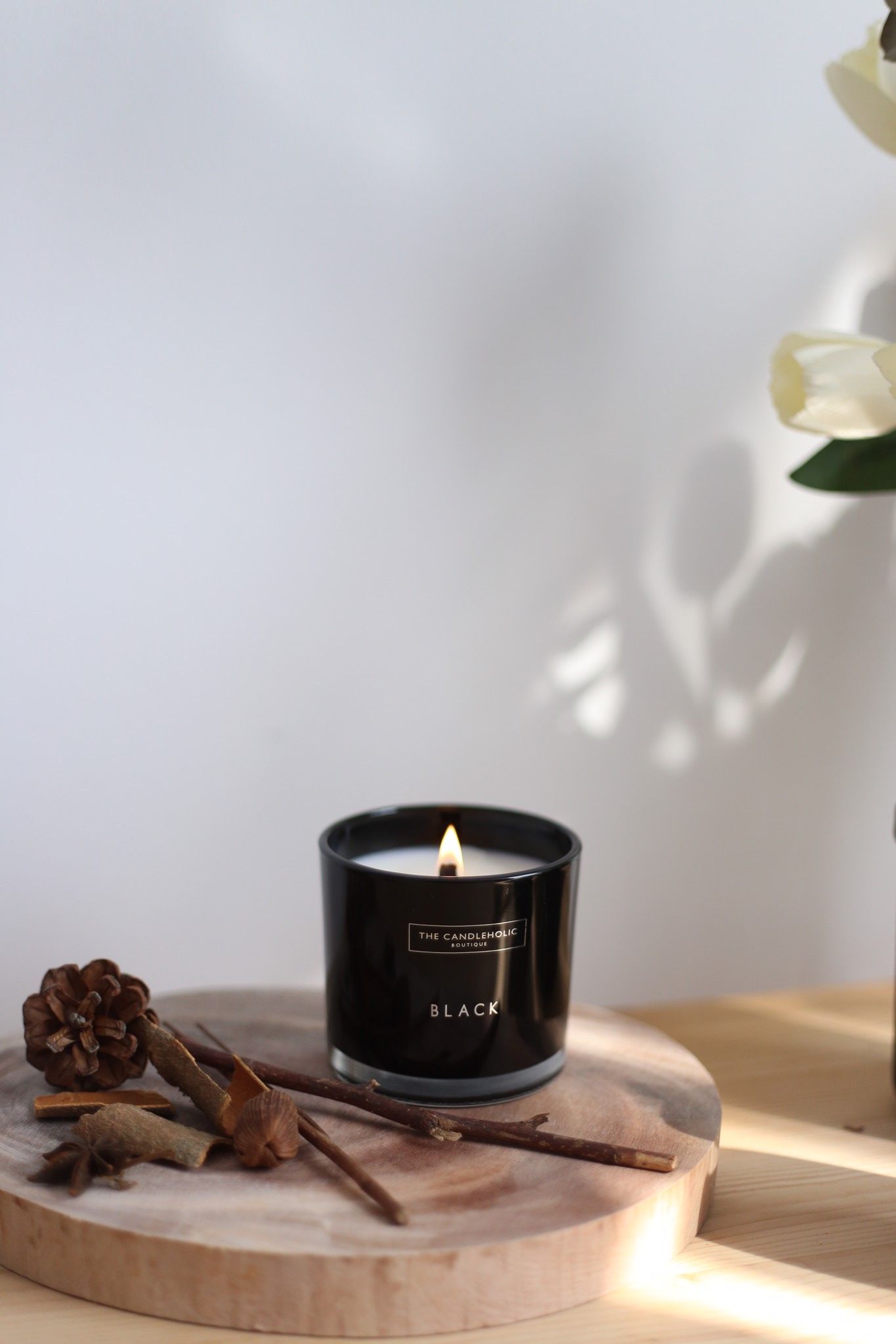 NẾN THƠM CAO CẤP BLACK