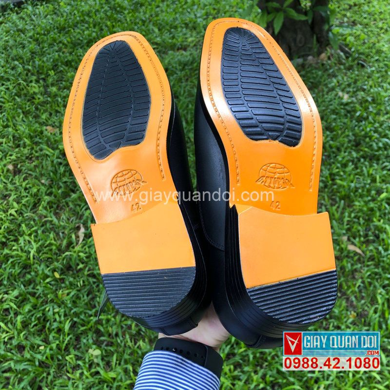 Giày Da Đế Vàng Mã 714 Màu Đen Công Ty 32
