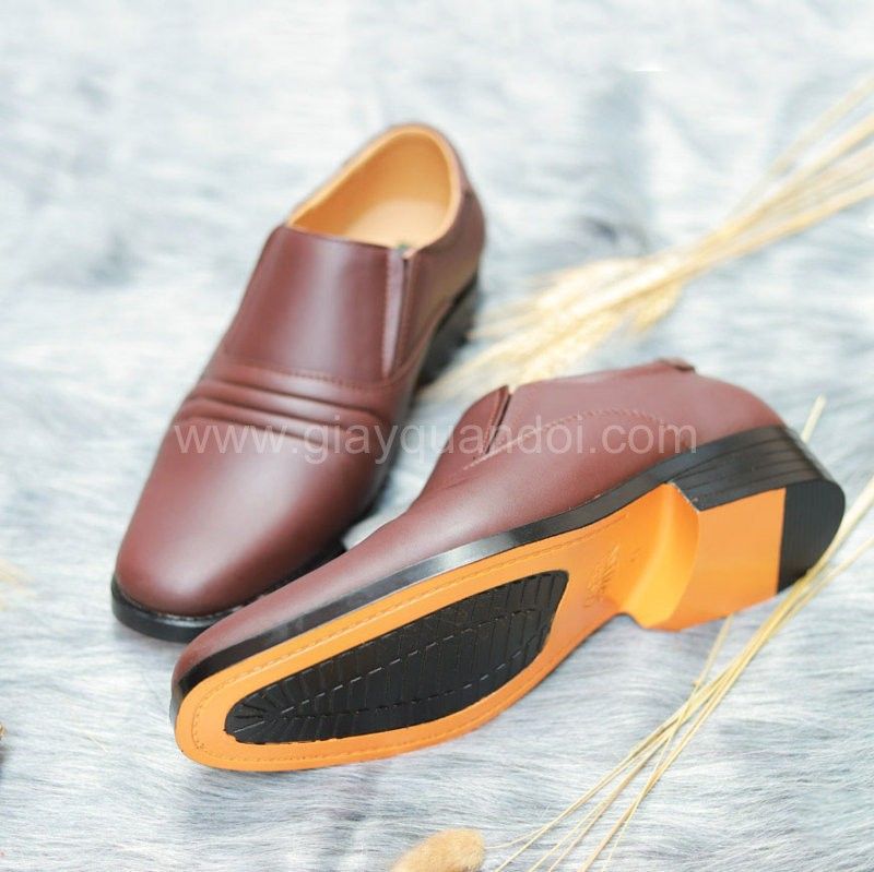 Giày Da Đế Vàng Mã 714 Màu Nâu Công Ty 32