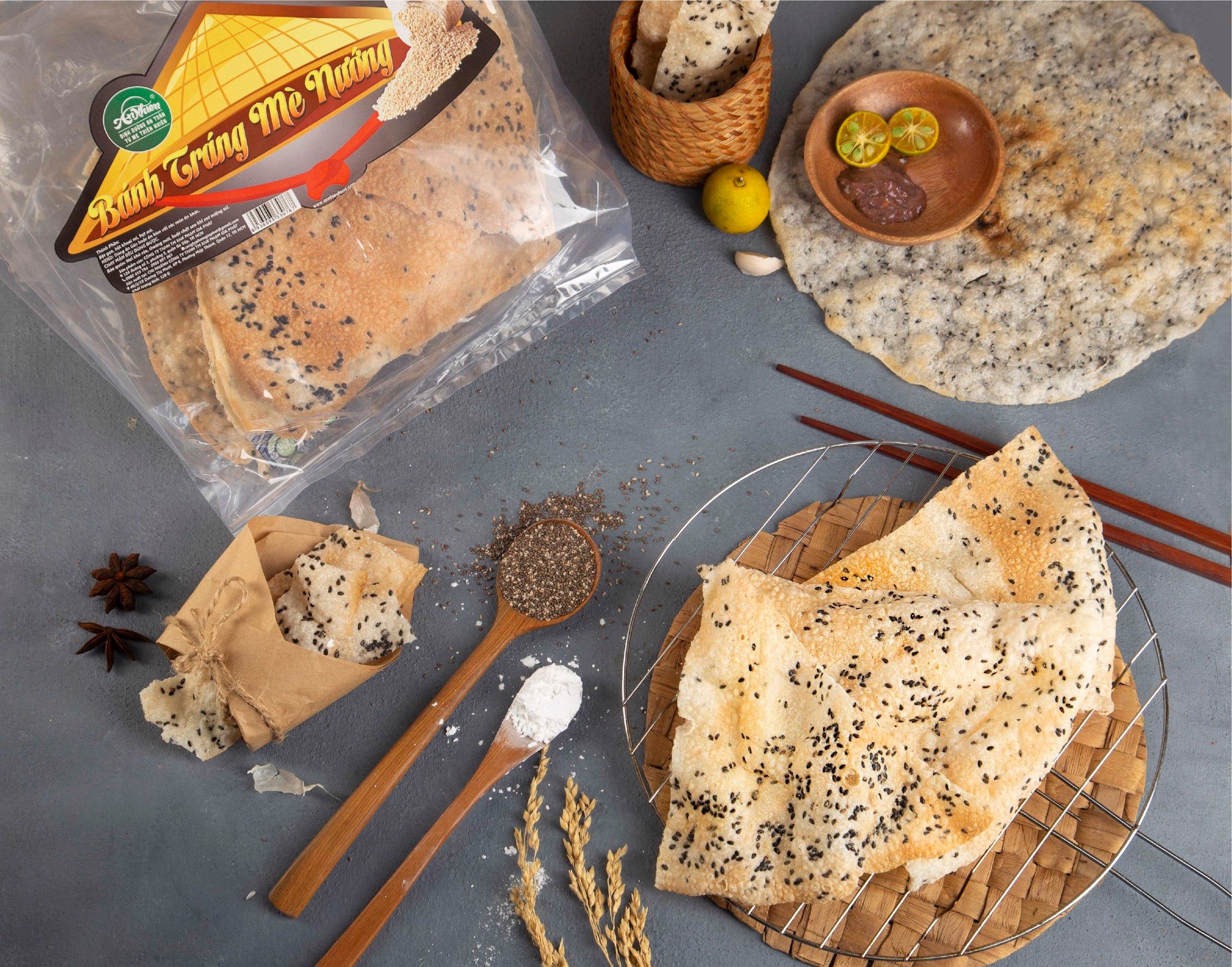 Bánh Tráng Mè Nướng (Sesame Rice Cracker)