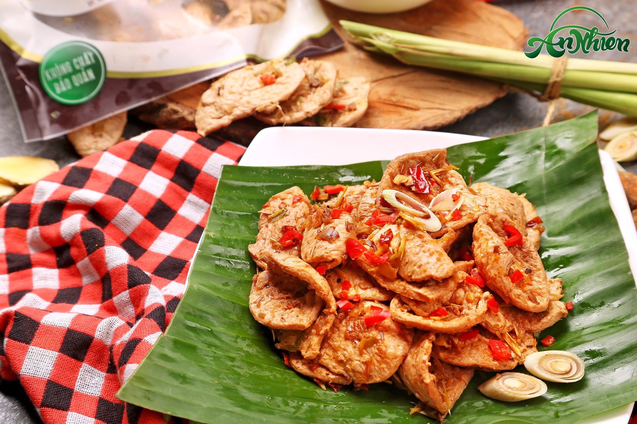  Gà Ướp Sa Tế  Chay (Vegan Chicken Satay) 