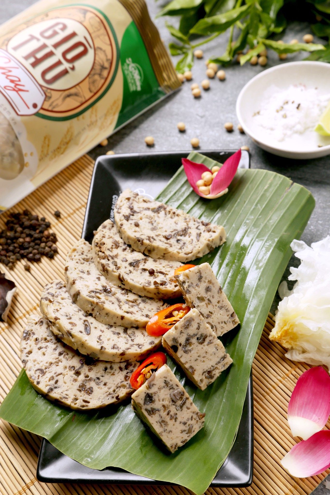 Giò Thủ Chay (Vegan Baloney with Mushroom)