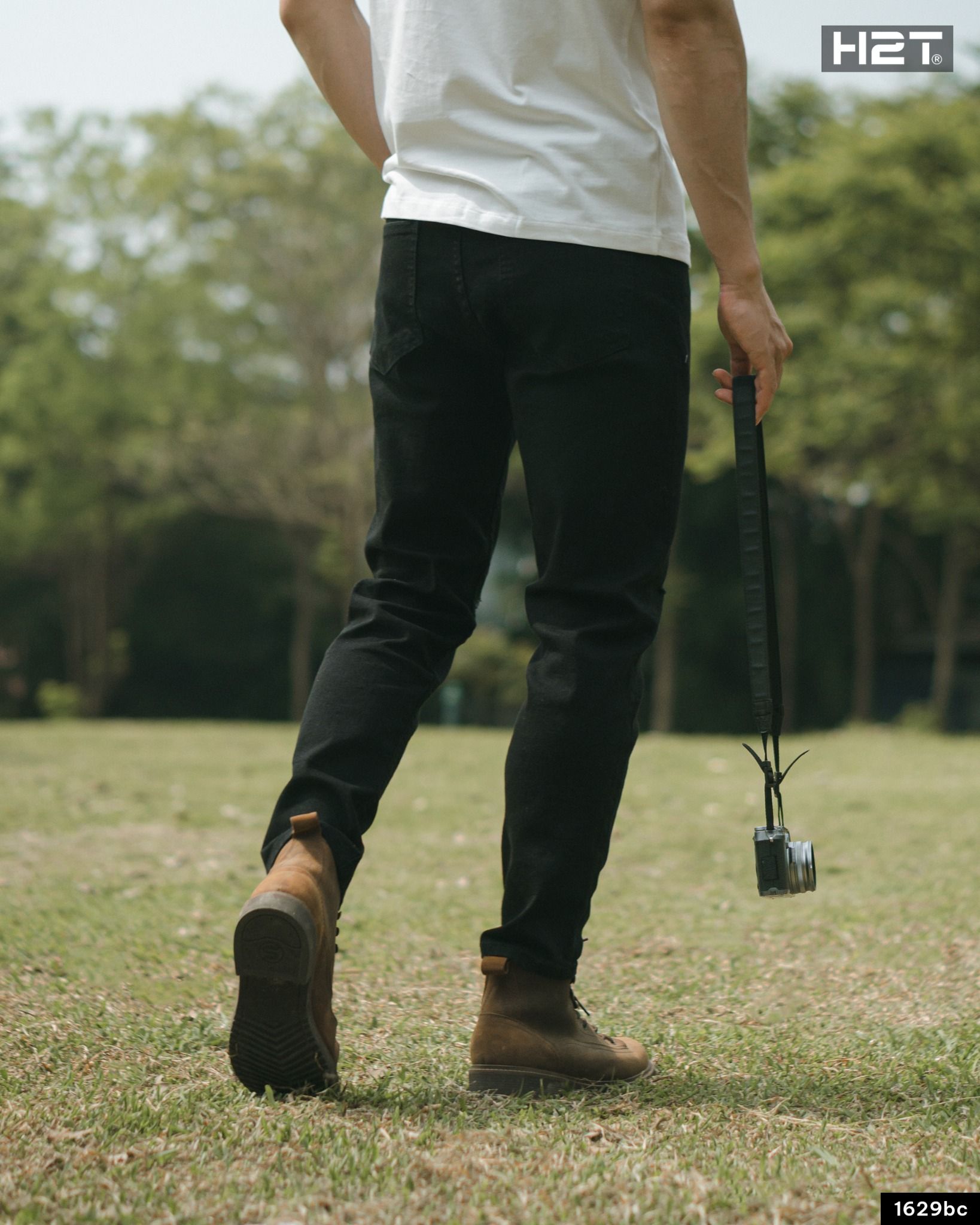 Quần Jeans Black Ripped Slim Tapper 1629