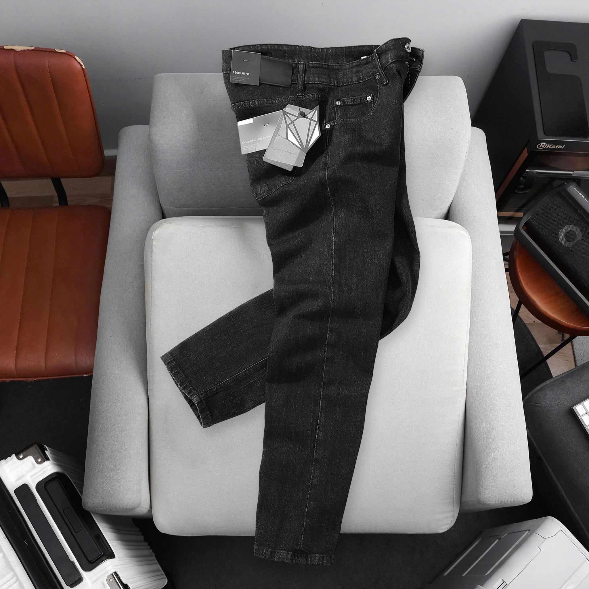 Quần Jeans Regular Fit Dark Wash 1882