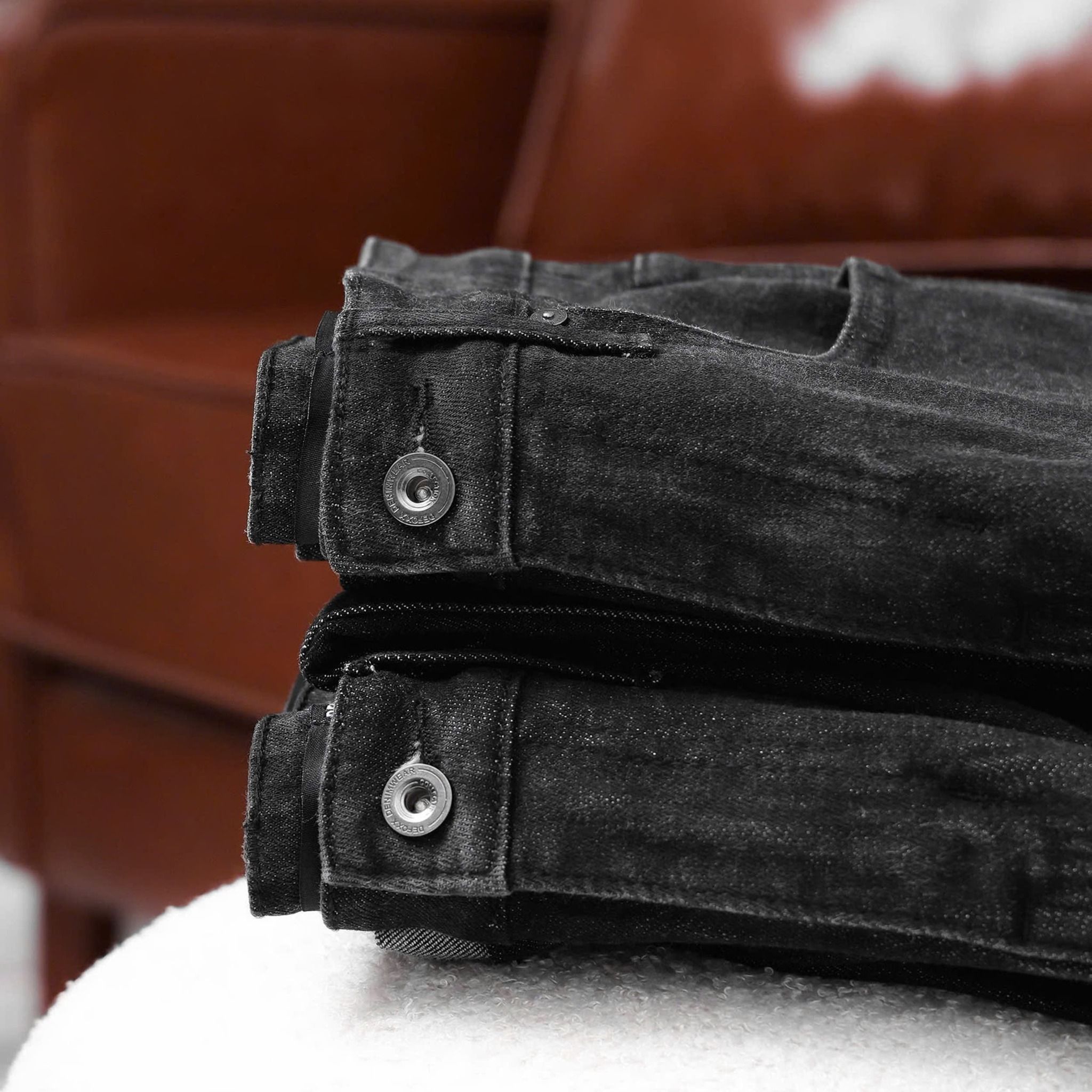 Quần Jeans Regular Fit Dark Wash 1882