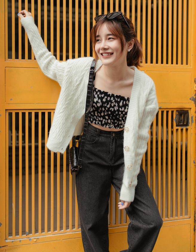 Short Sweater Coat - 810