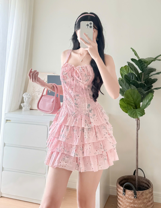 ĐẦM KIỂU ARIANA