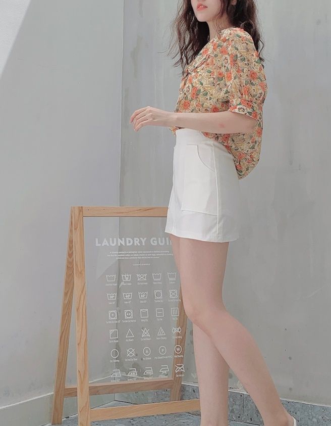 Two Pockets Skirt