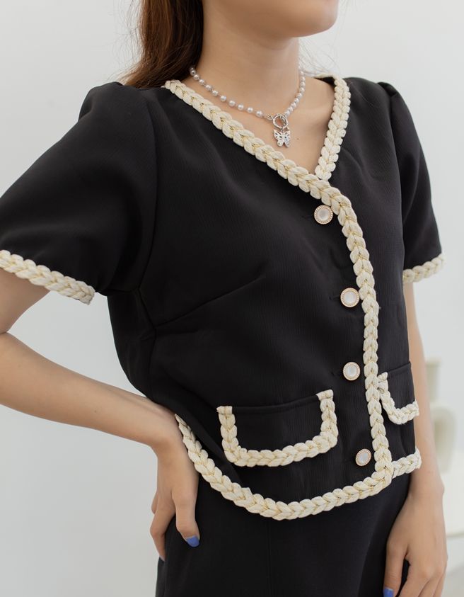 Lona Jacket