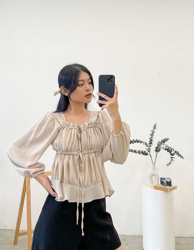 Mina Top