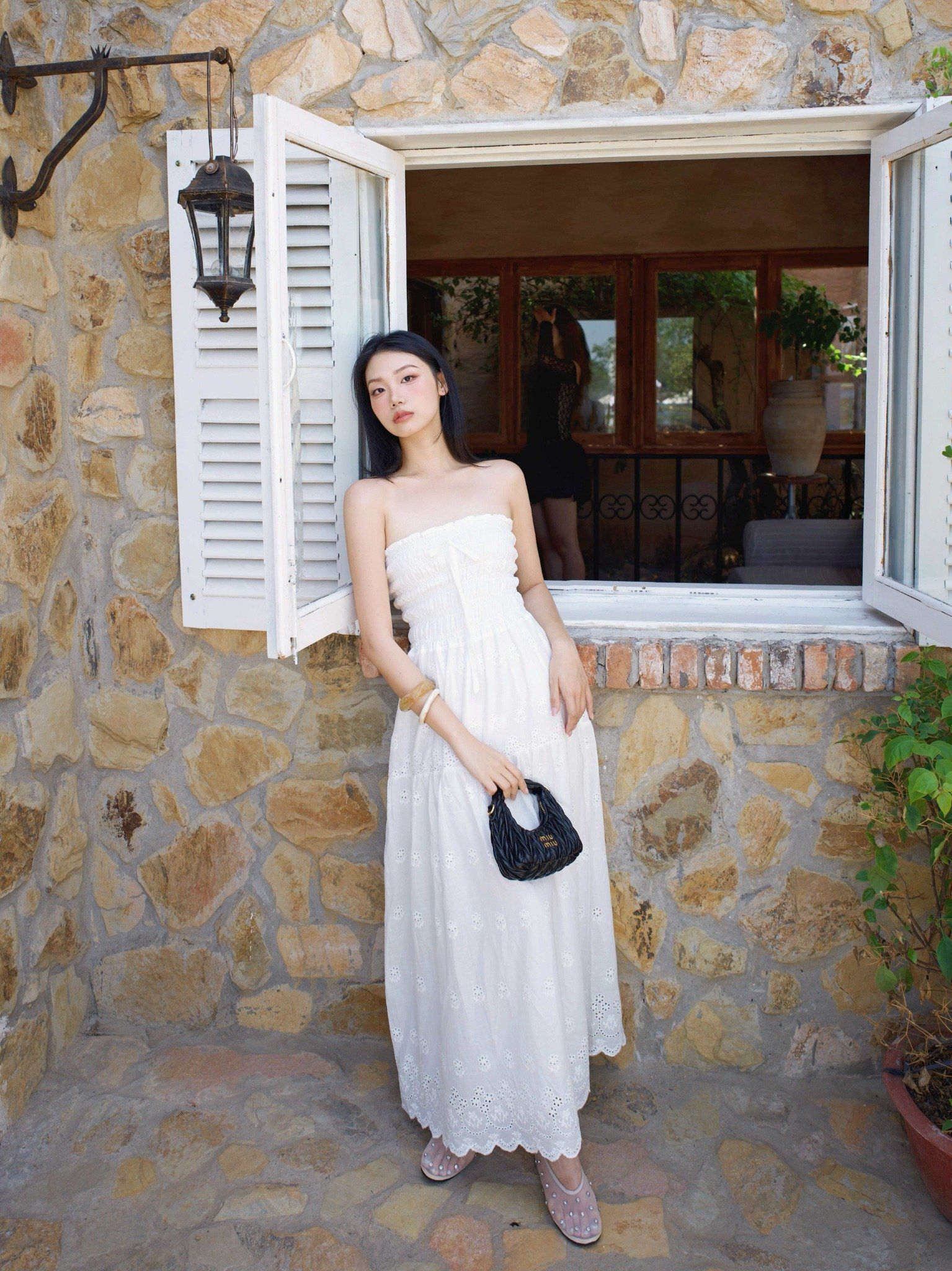 ĐẦM KIỂU DAYLILY