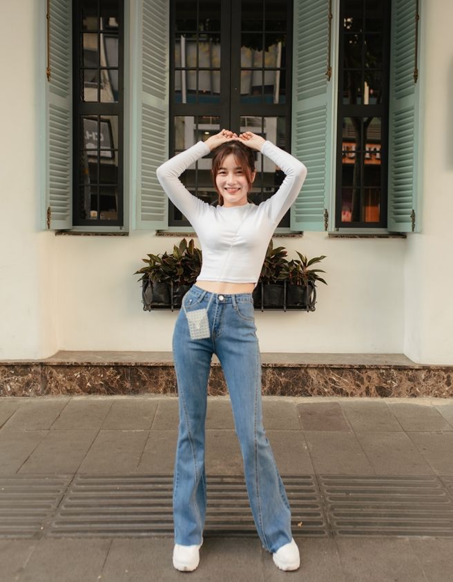 Anna Long Sleeve Color
