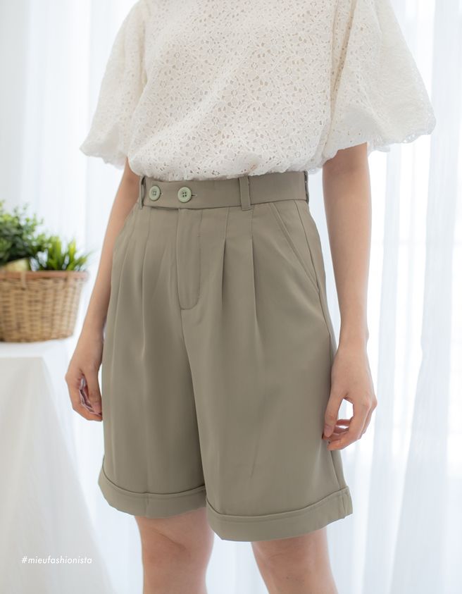Pretty Short Pant