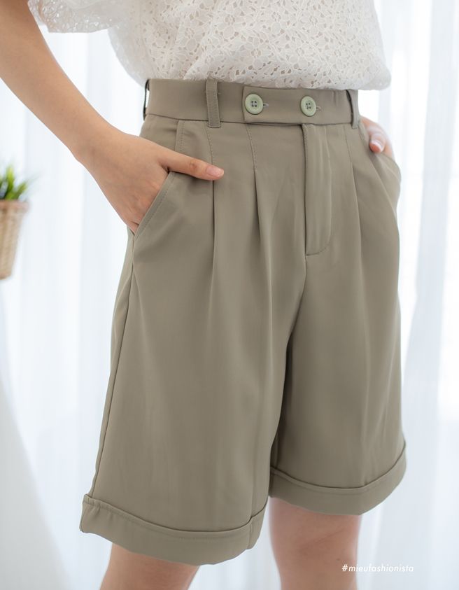 Pretty Short Pant
