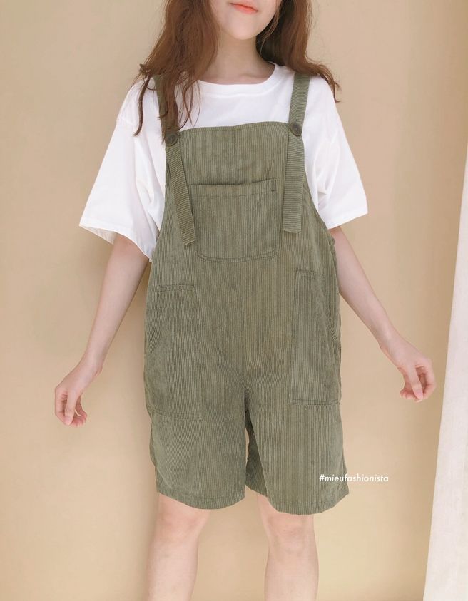 Velvet Short Bib