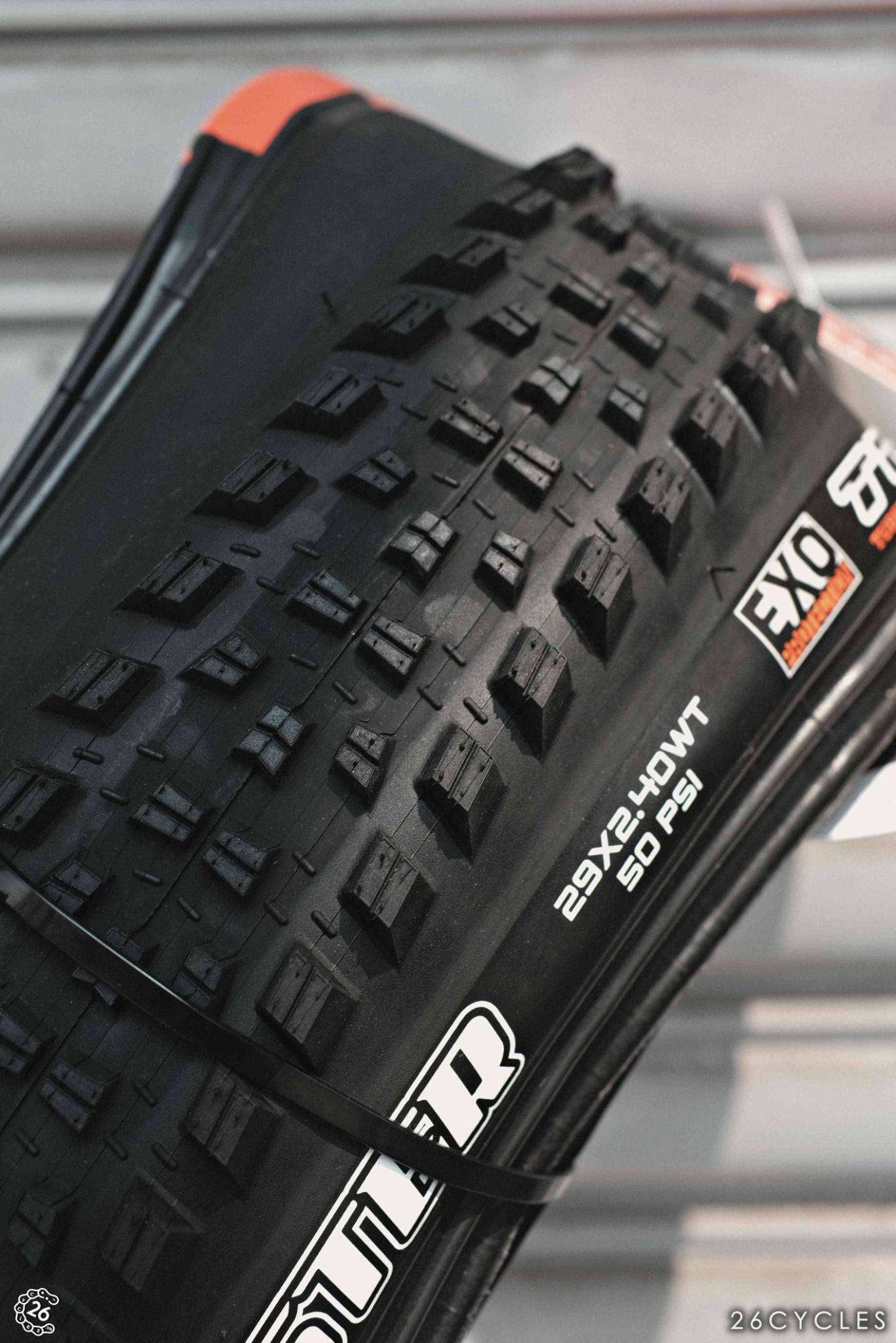  Vỏ xe đạp MTB Maxxis Forekaster 29 x 2.4 WT EXO Tubeless Ready 