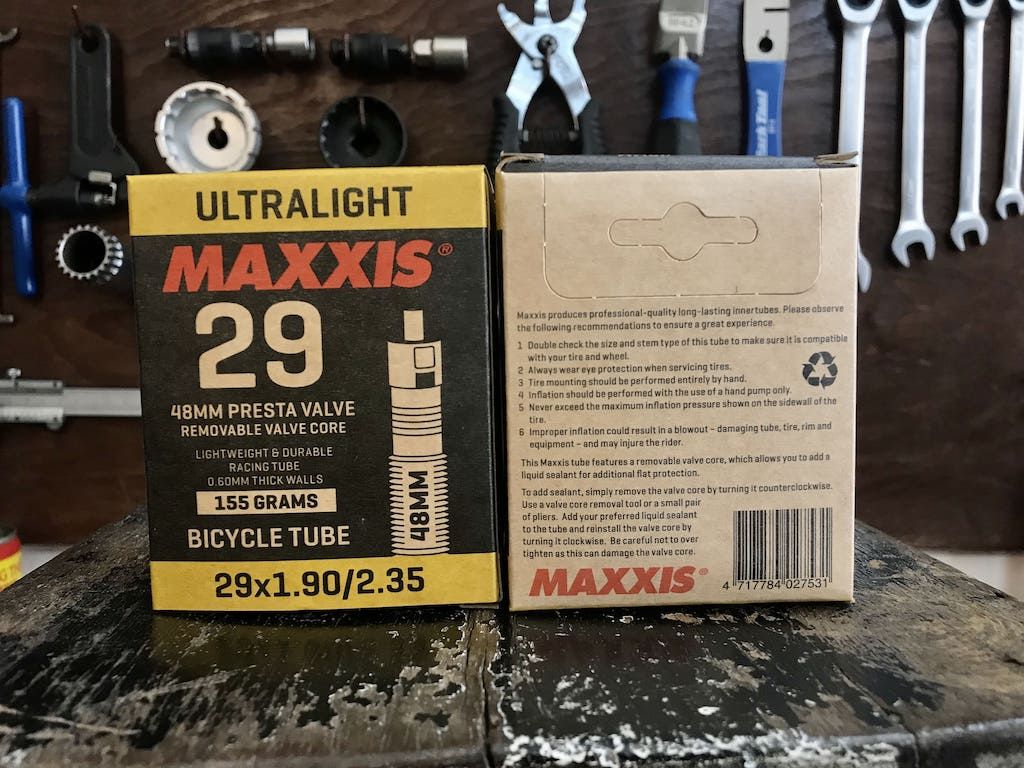 Ruột xe đạp Maxxis 29 inches siêu nhẹ van Pháp dài 48mm