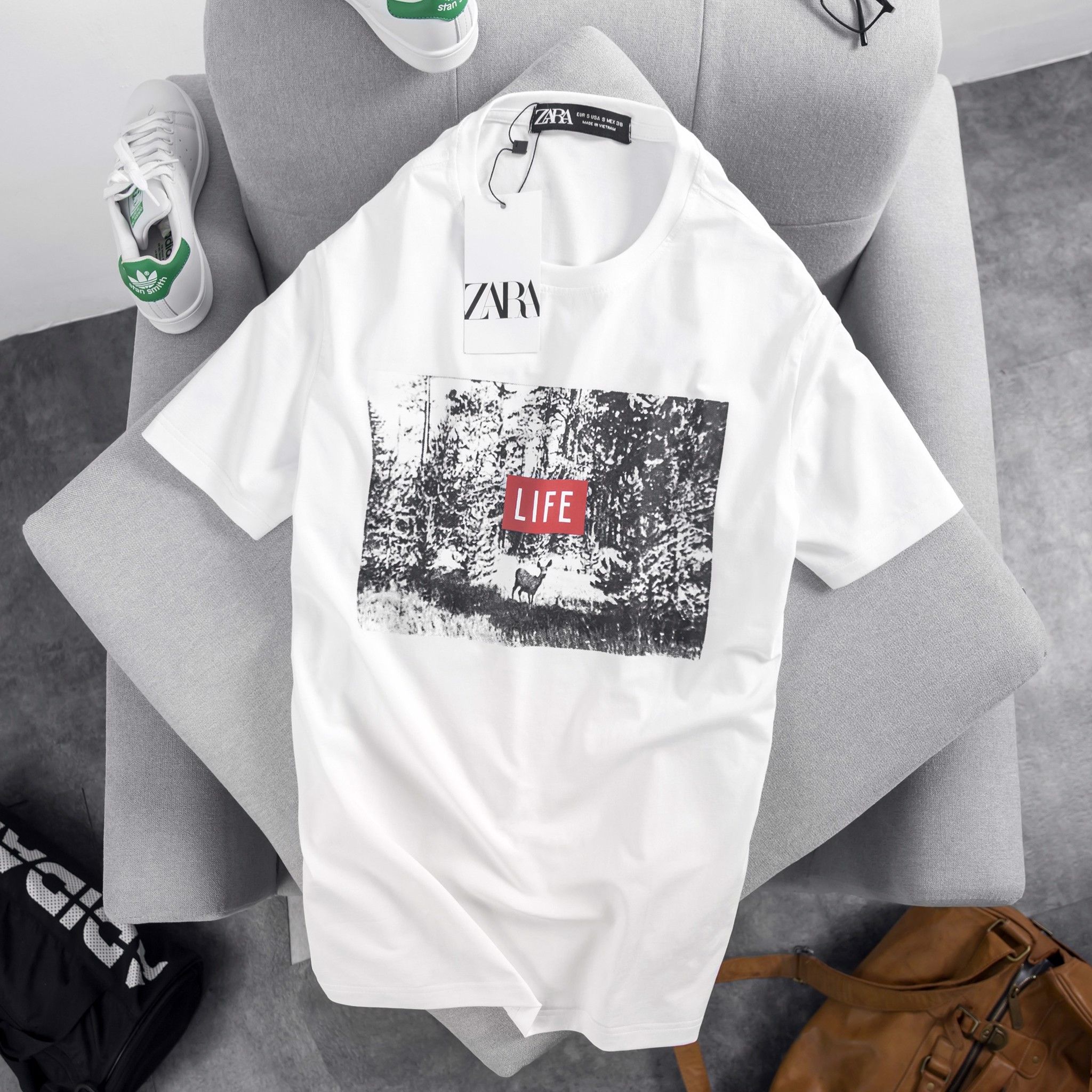 Áo thun ZARA in cảnh rừng LIFE - LV1133