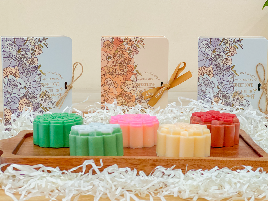 Sáp đuổi côn trùng hình bánh trung thu