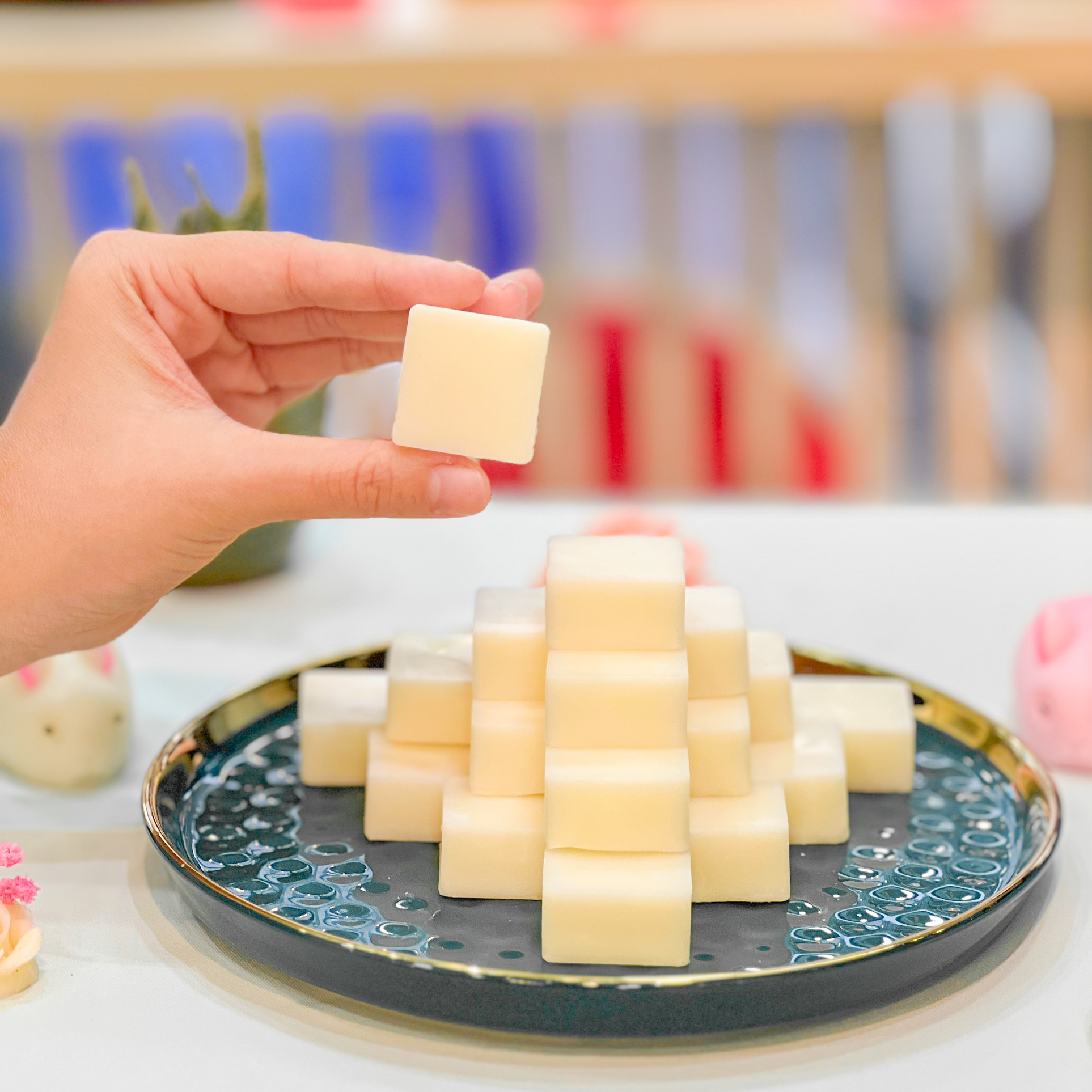 Sáp thơm tinh dầu đuổi muỗi gián côn trùng, khử mùi tủ bếp, tủ giày thiên nhiên, an toàn Fresh Home Lab