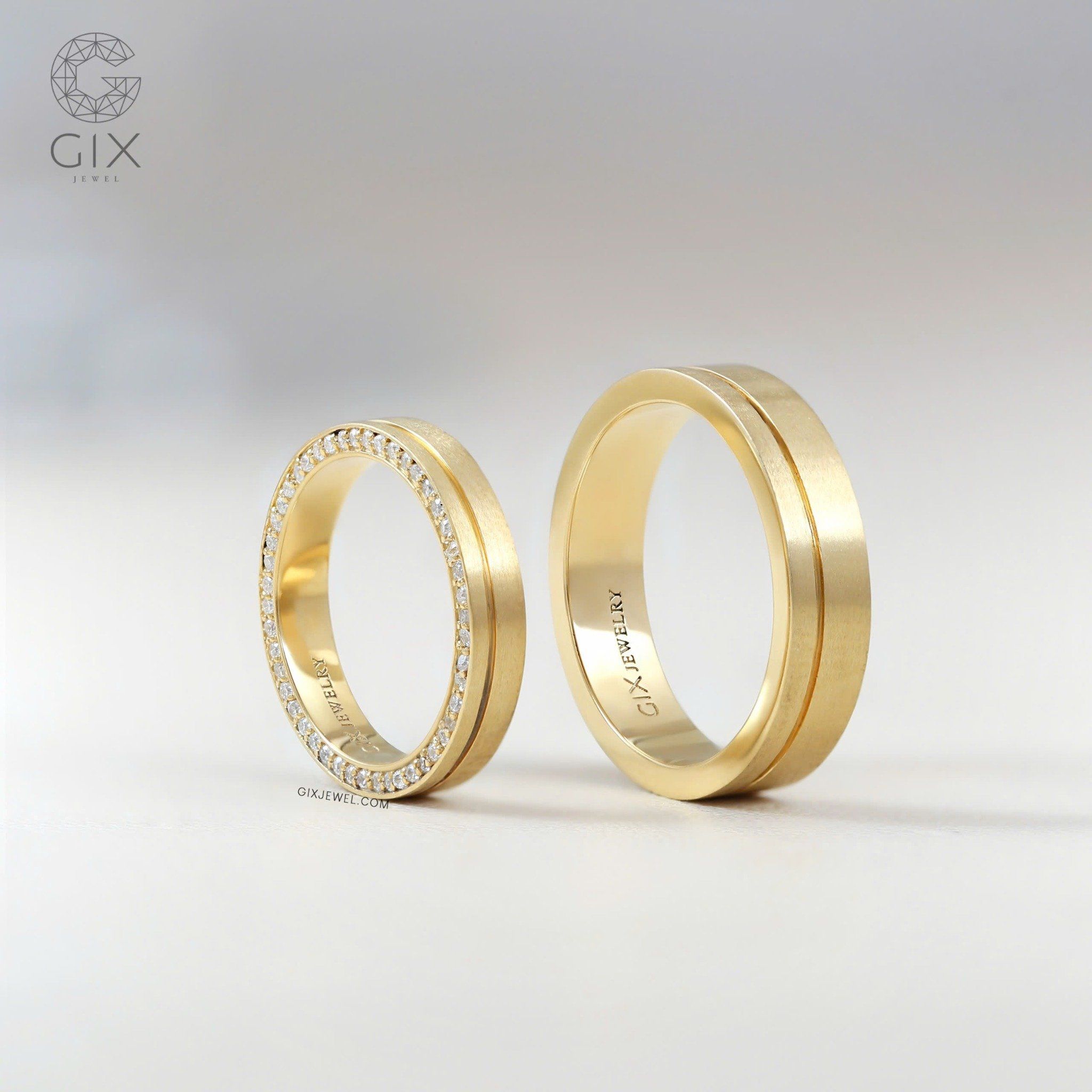 Nhẫn cưới vàng 610 đính đá khắc tên Gixjewel - GCR25050080