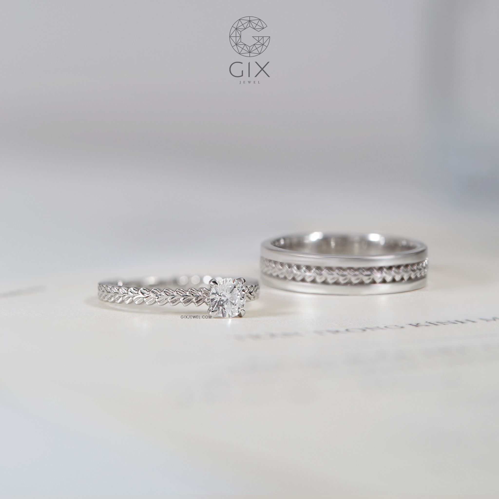 Nhẫn đính hôn bằng vàng 18k đơn giản đẹp gắn kim cương nữ Gixjewel