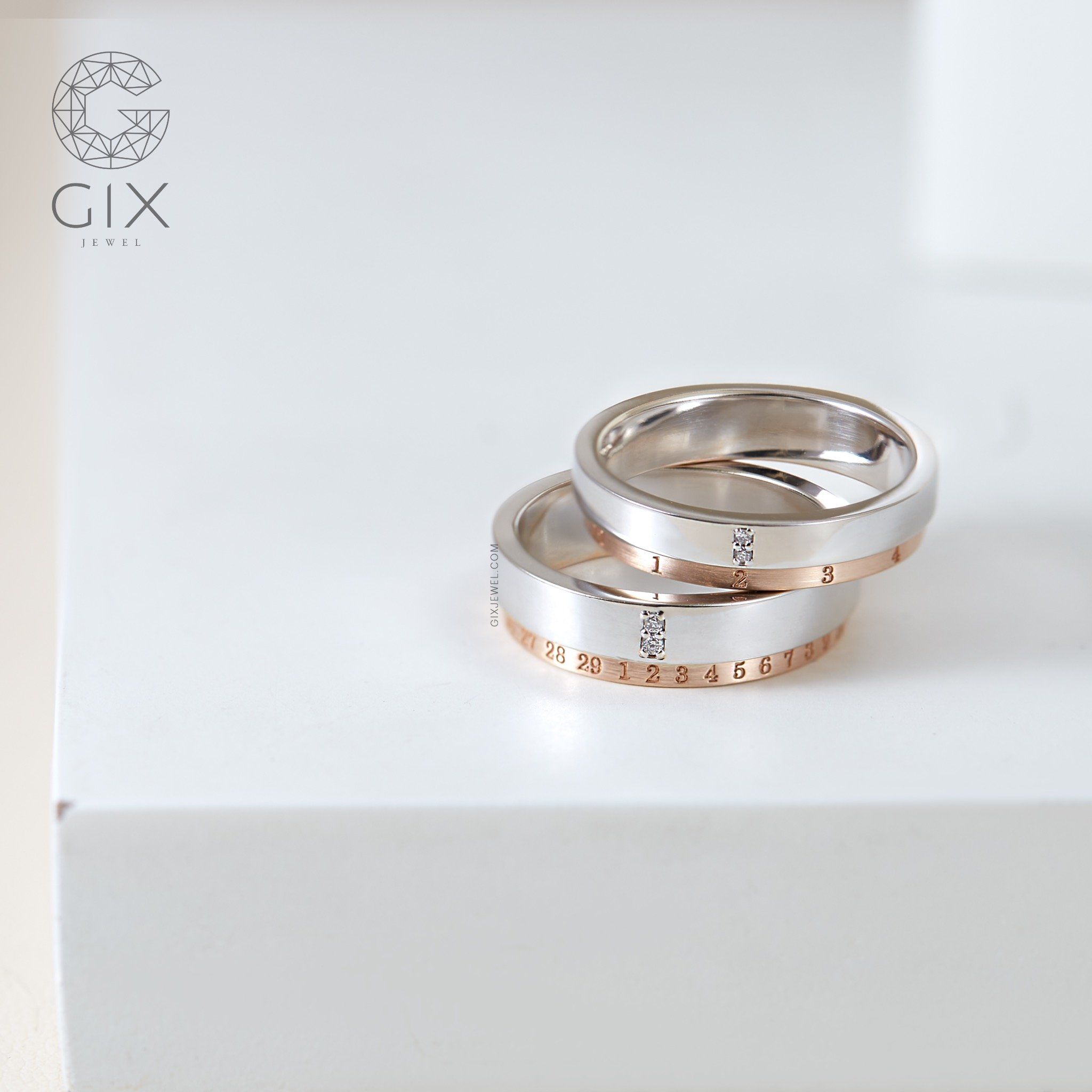 Nhẫn Cưới Colore Hai Màu Vàng 10K Khắc Tên Gix Jewel - GCR25050019