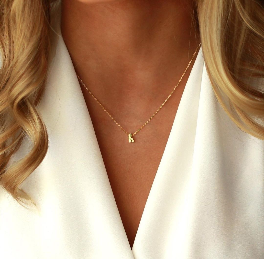 Dây Chuyền Vàng Bạc Nam Nữ Lồng Chữ Cái Theo Tên Sợi Chữ Cong Gixjewel