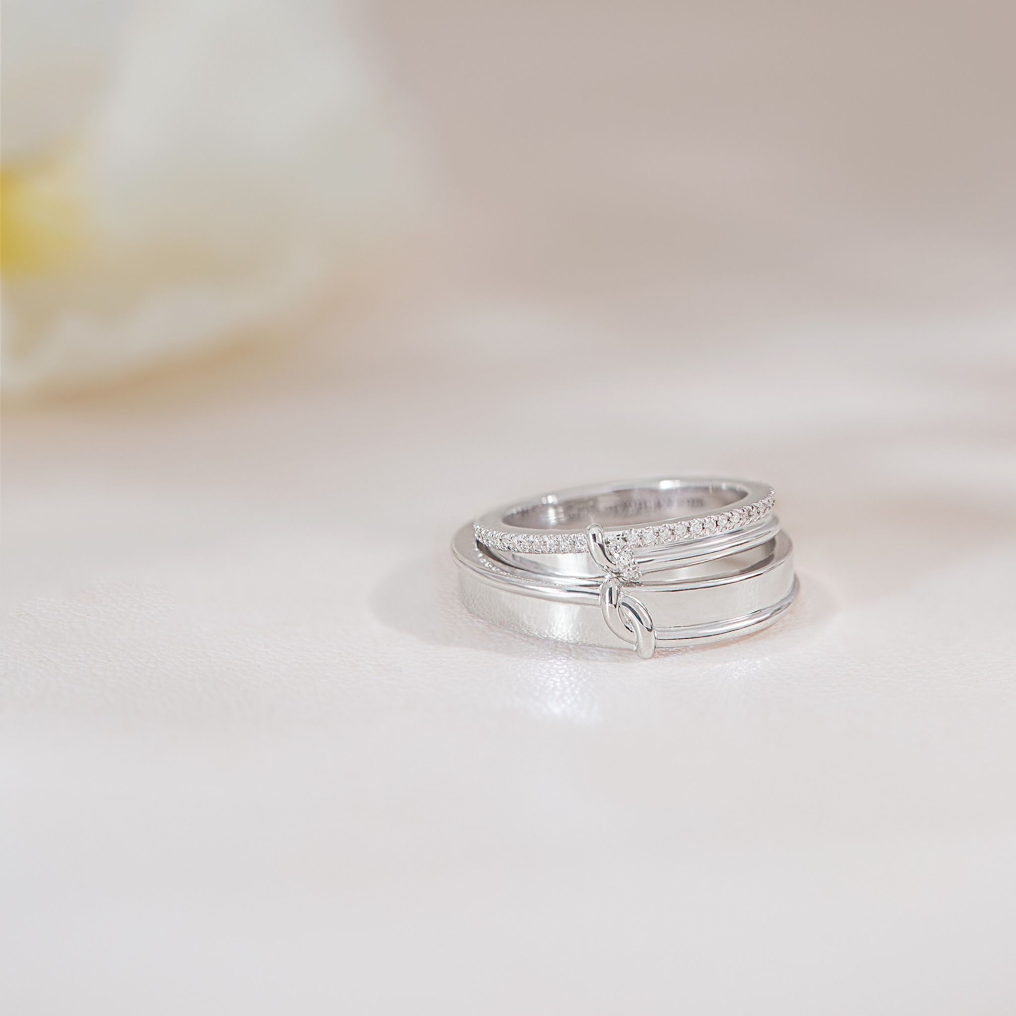 Nhẫn cặp Love Knot thắt nút tinh xảo Gixjewel - GCR25050055