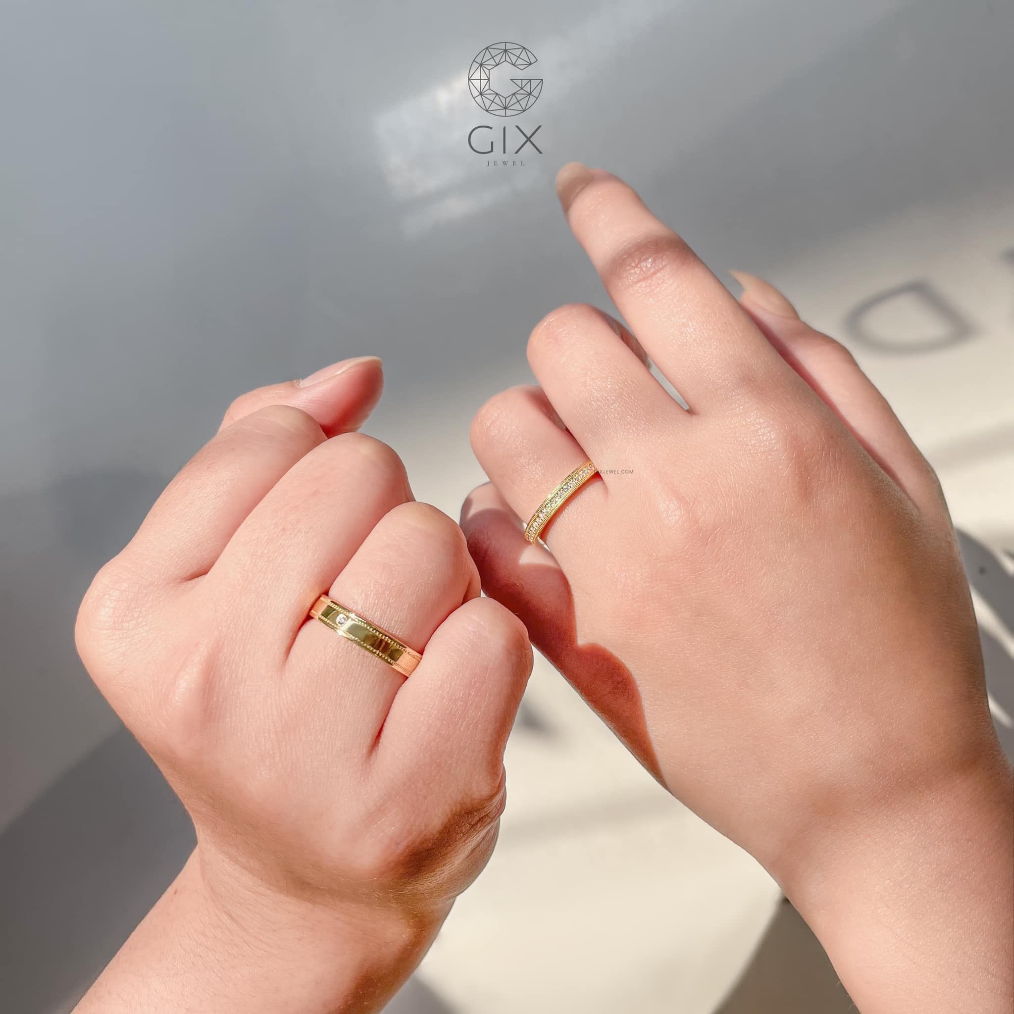 Nhẫn cưới platinum thiết kế đơn giản đẹp đính kim cương thiên nhiên khắc chữ Gix Jewel
