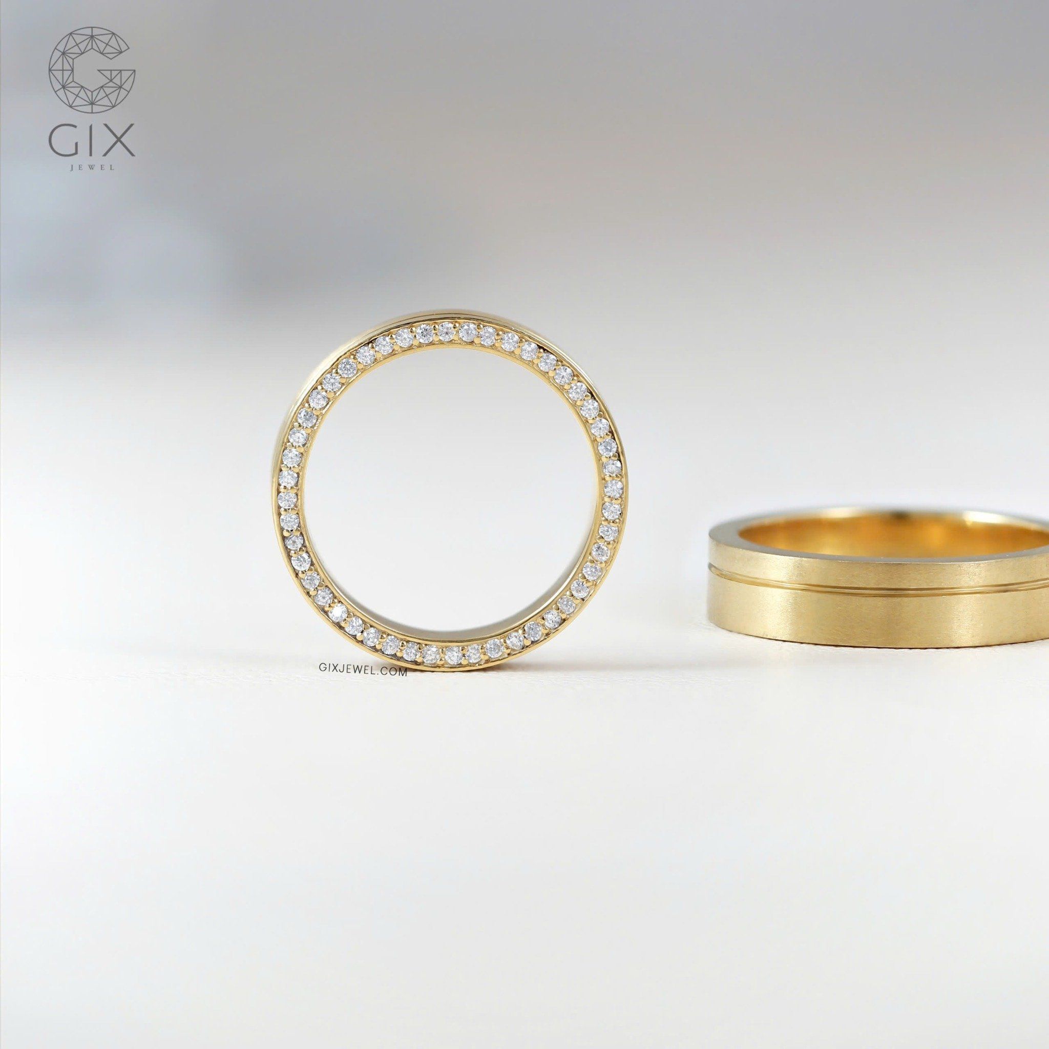 Nhẫn cưới vàng 10k đính đá khắc tên Gixjewel - GCR25050080