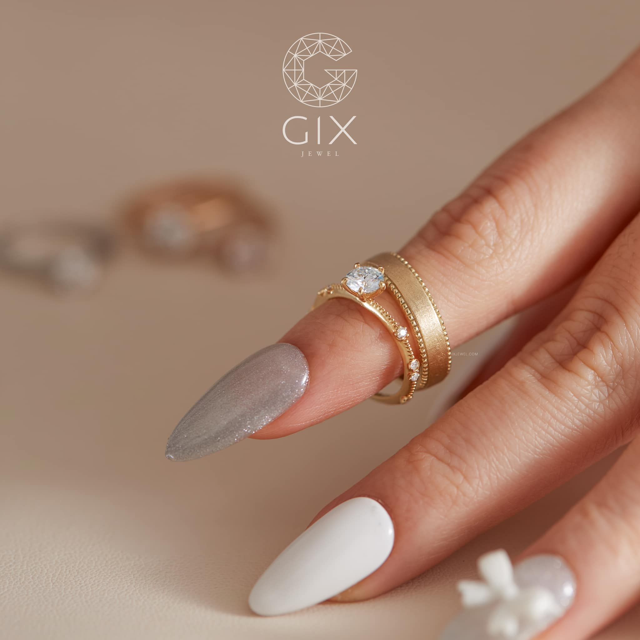 Nhẫn cầu hôn vàng tây 18k đính kim cương tự nhiên - Twilight | Gix Jewel