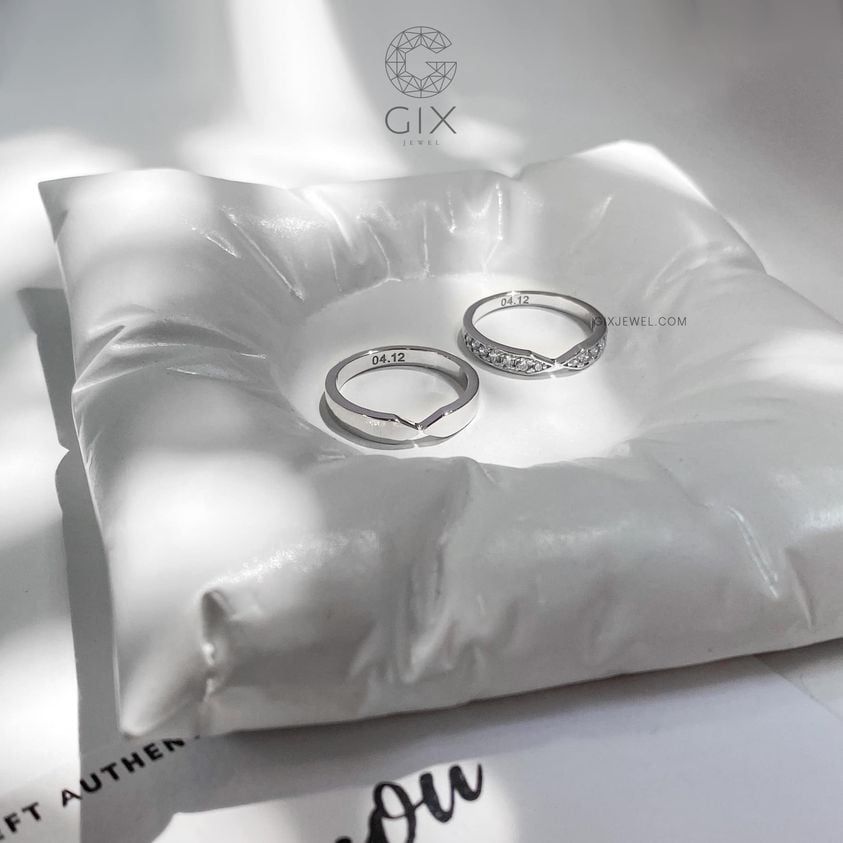 Nhẫn Cưới Vàng 18k Dáng Vô Cực Kim Cương Gix - GCR25050010