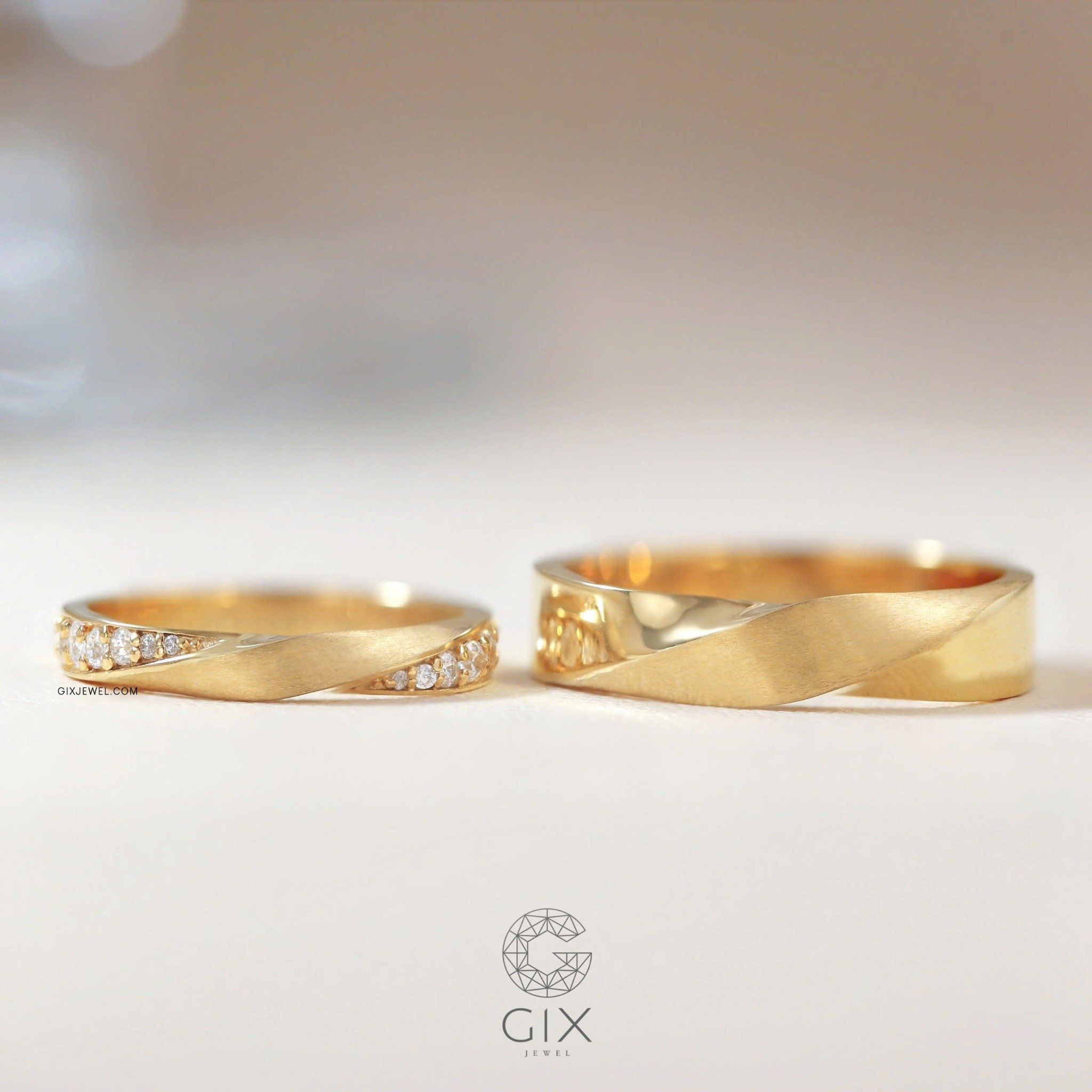 Nhẫn cưới vàng 18k đính kim cương đơn giản đẹp Gix - GCR25050060