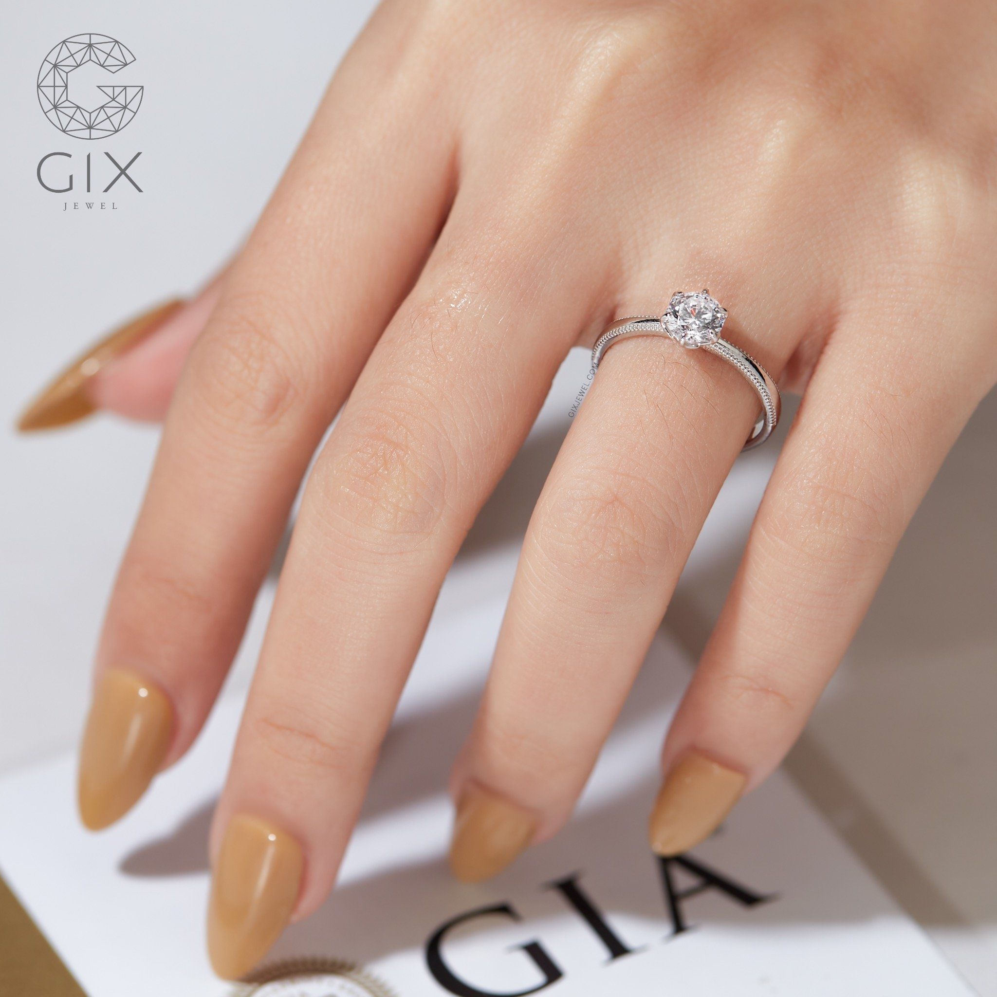 Nhẫn đính hôn kim cương đẹp vàng trắng 18k đính kim cương Moissanite Gix Jewel