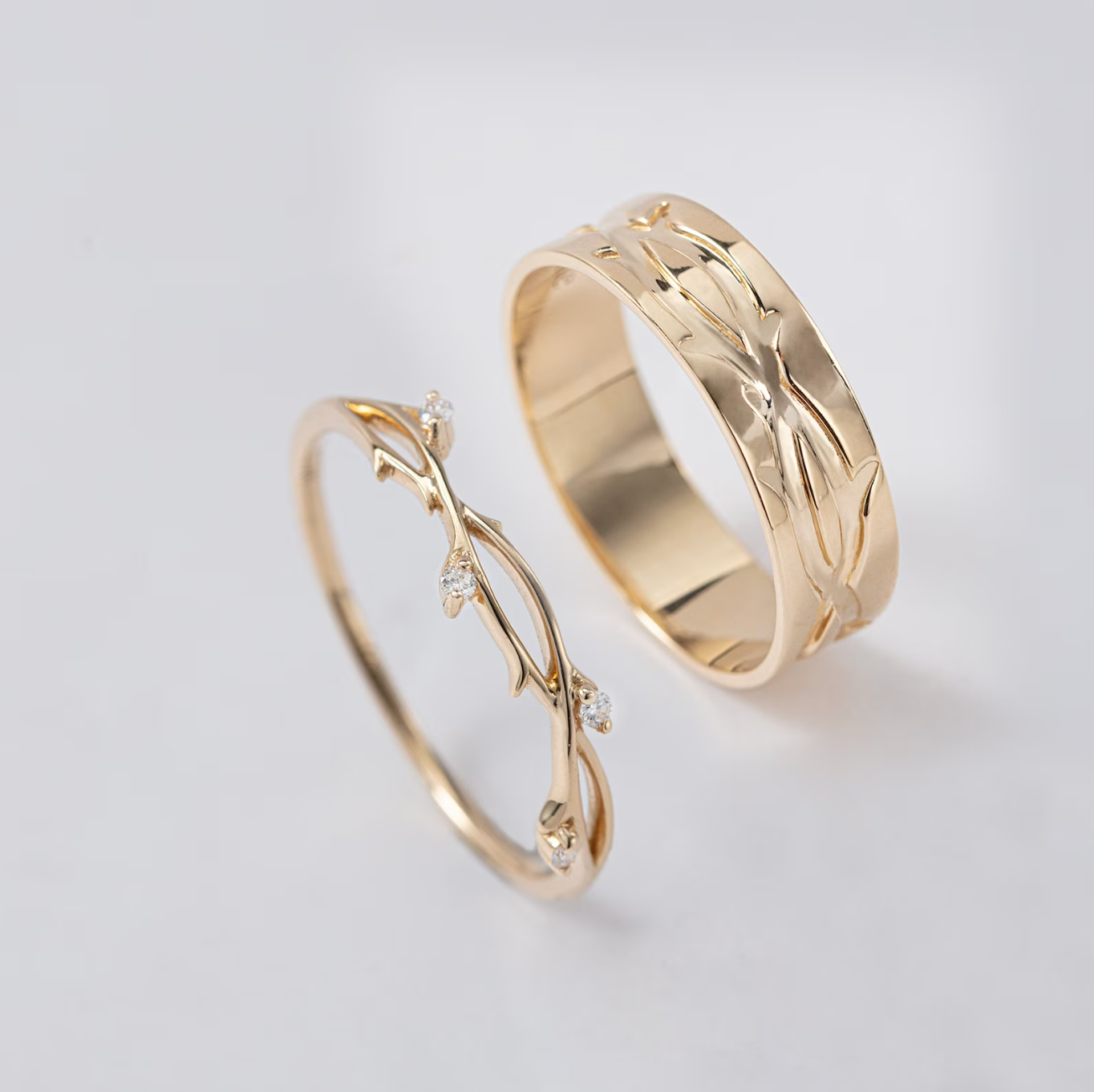 Nhẫn cưới kim cương vàng trắng 14k sang trọng thiết kế hoa văn cành lá Gix Jewel