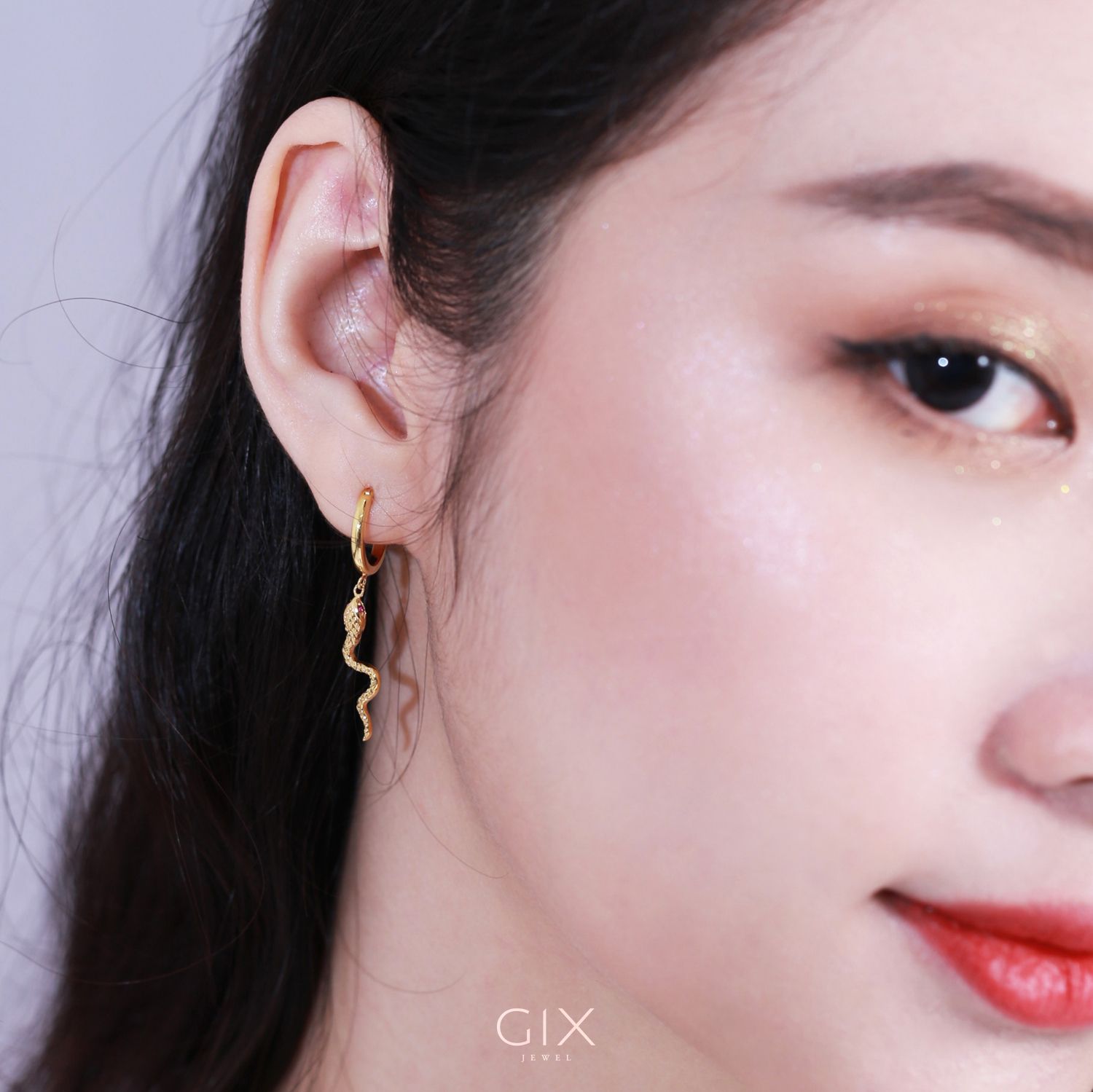 Bông tai vàng nữ 18k bạc cao cấp khoen tròn tòn ten đẹp hình con rắn Gixjewelry