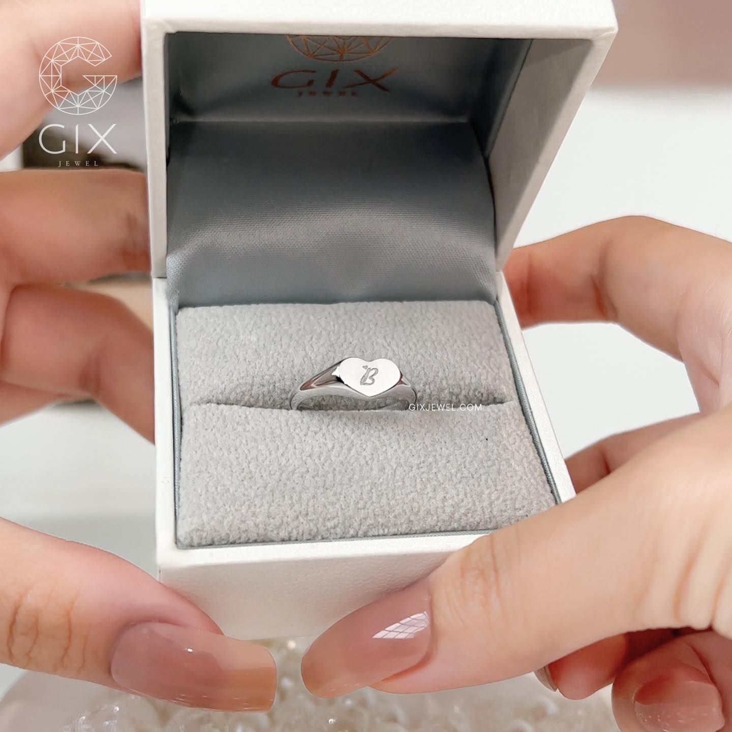 Nhẫn signet bạc nữ cao cấp Gix Jewel mạ vàng 18k hình trái tim khắc tên đẹp