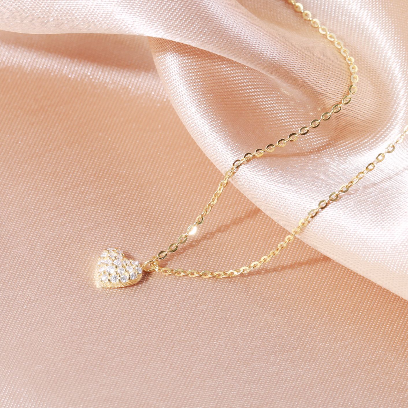 Dây chuyềh đính đá hình trái tim Gix Jewel
