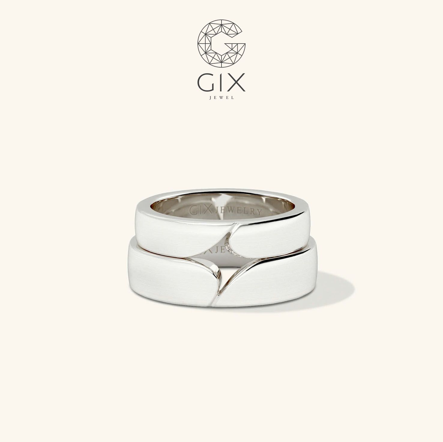 Nhẫn Cưới Vàng 18k Trơn Khắc Tên Theo Yêu Cầu Gix - GCR25050059