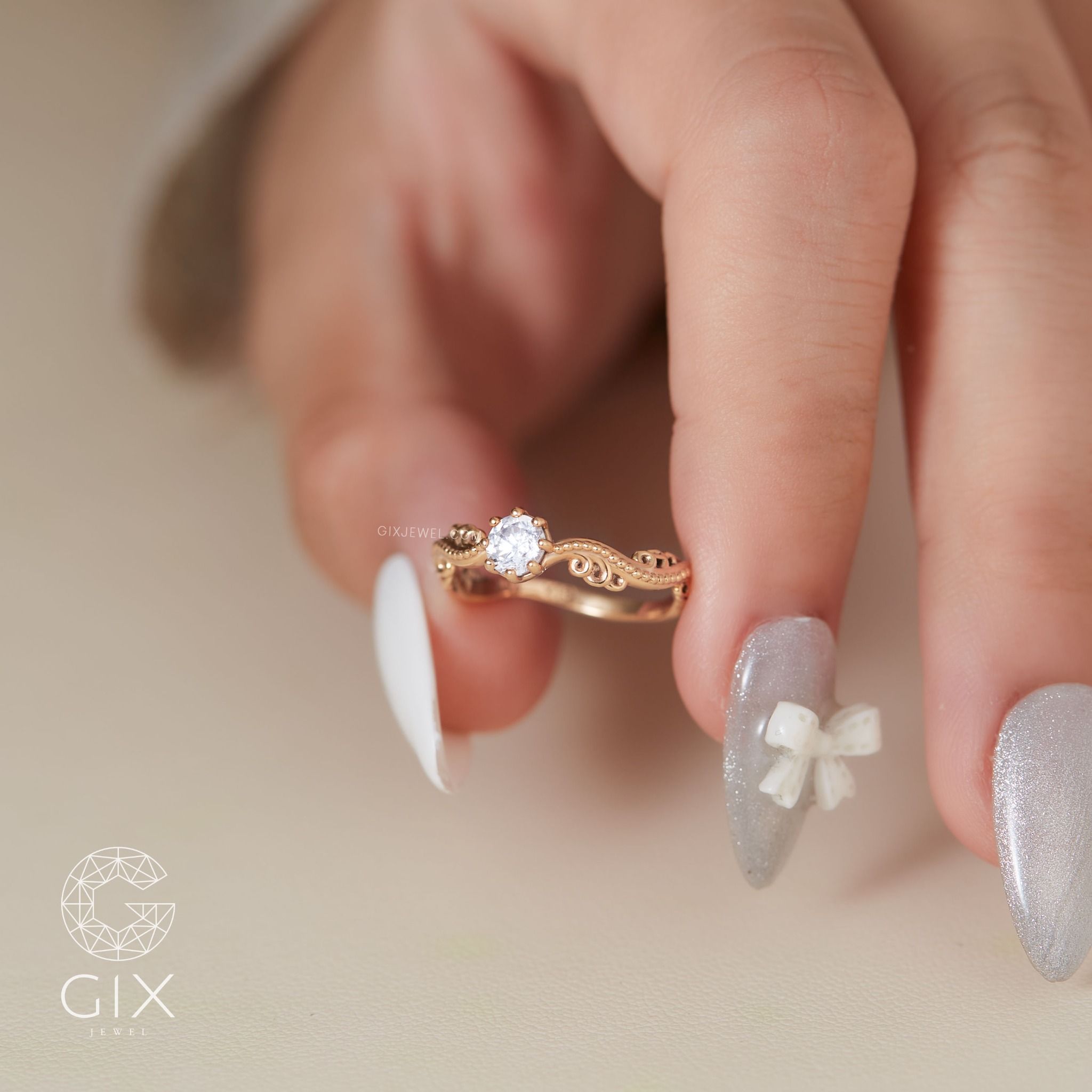 Nhẫn cầu hôn vàng tây 18k kim cương thiên nhiên đá Moissanite hoạ tiết đẹp Gix Jewel