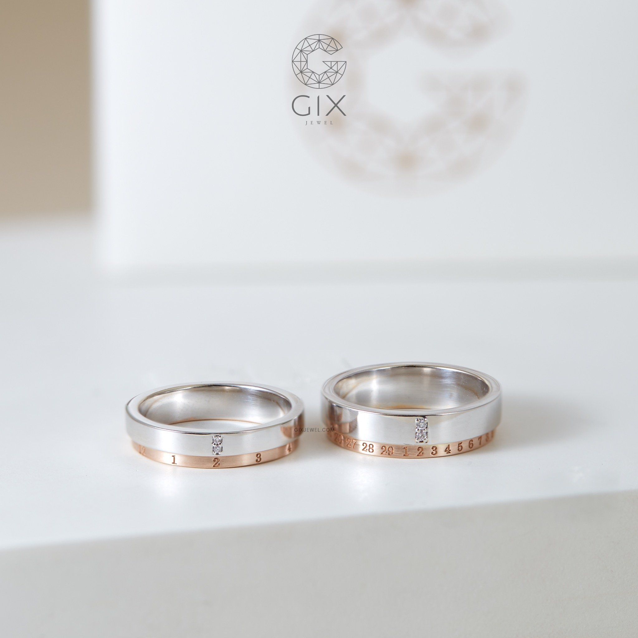 Nhẫn Cưới Colore Hai Màu Vàng 10K Khắc Tên Gix Jewel - GCR25050019