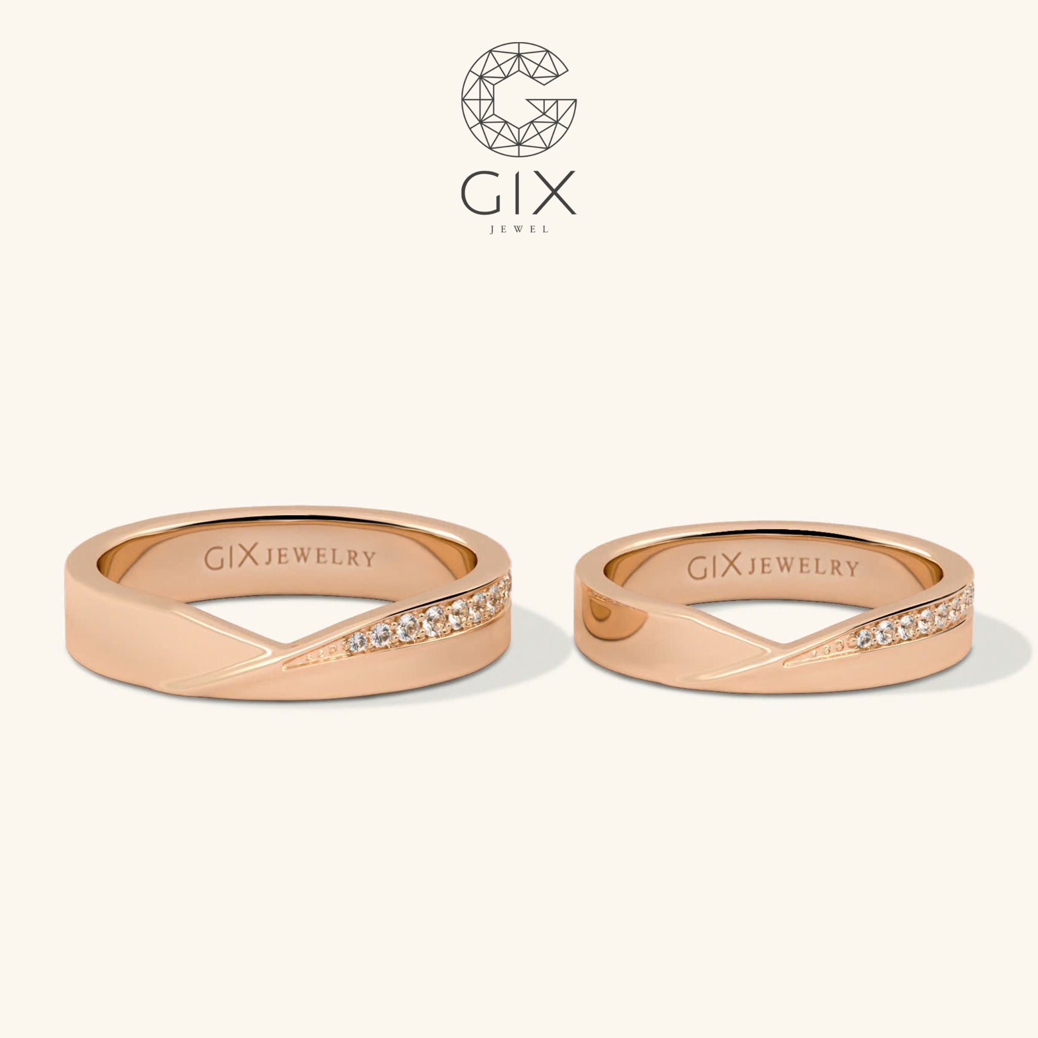 Nhẫn cưới hiện đại vàng trắng đính kim cương bản to đẹp khắc chữ Gix Jewelry