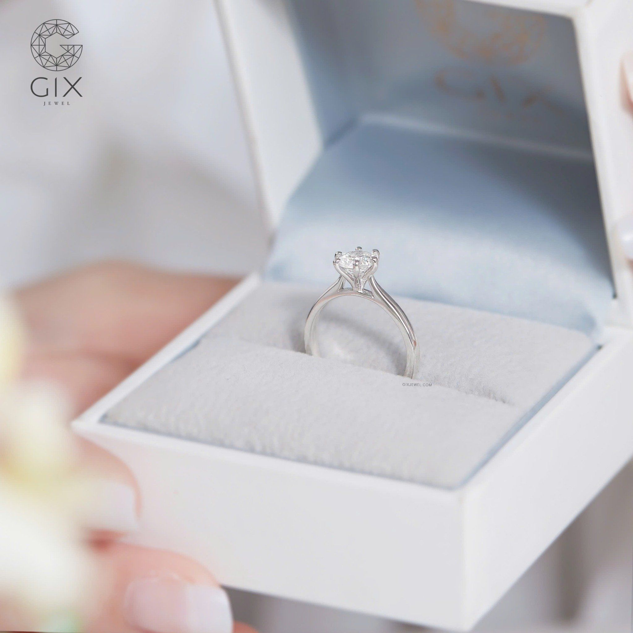Nhẫn đính hôn đơn giản vàng 18k kim cương nhân tạo Gix Jewelry