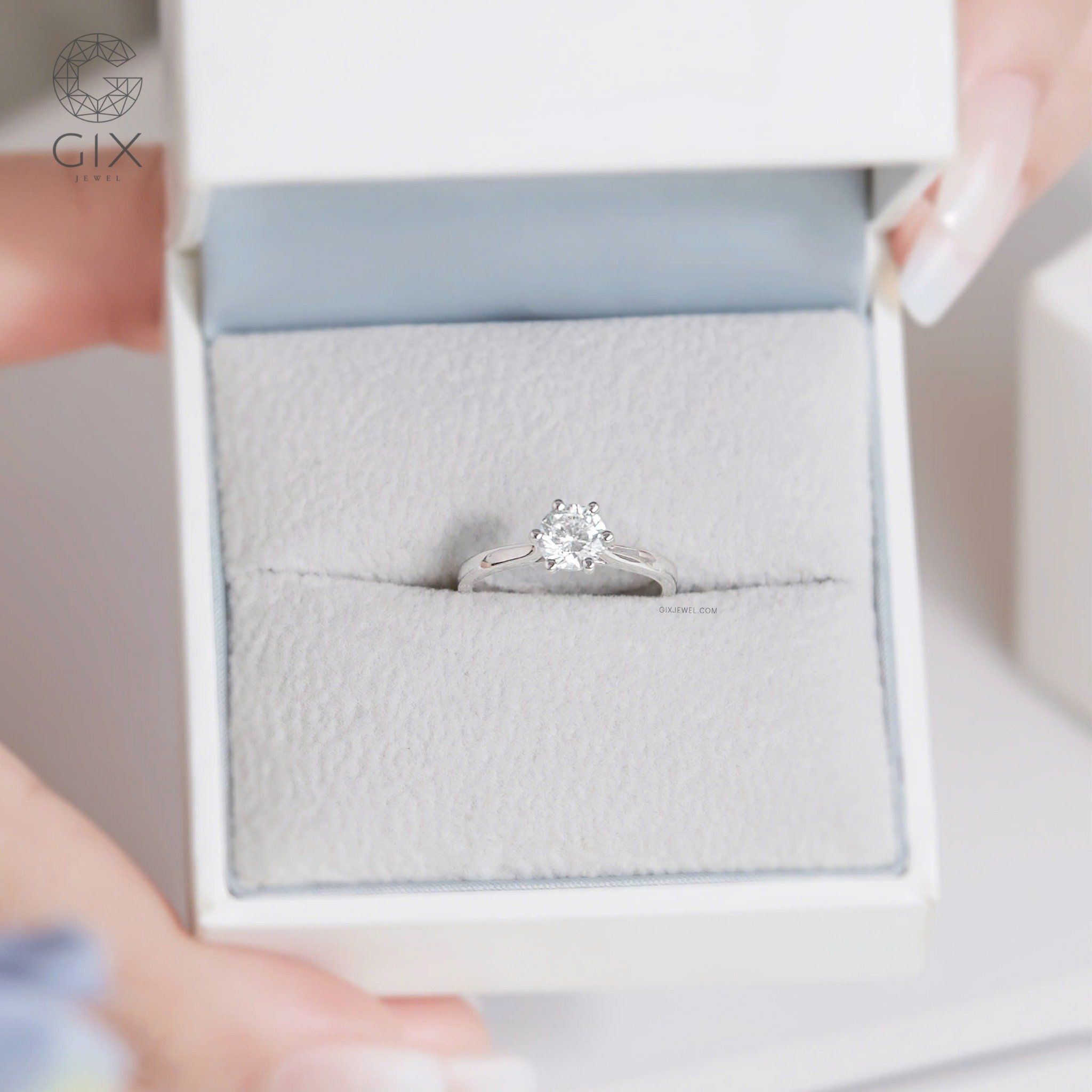 Nhẫn đính hôn đơn giản vàng 18k kim cương nhân tạo Gix Jewelry