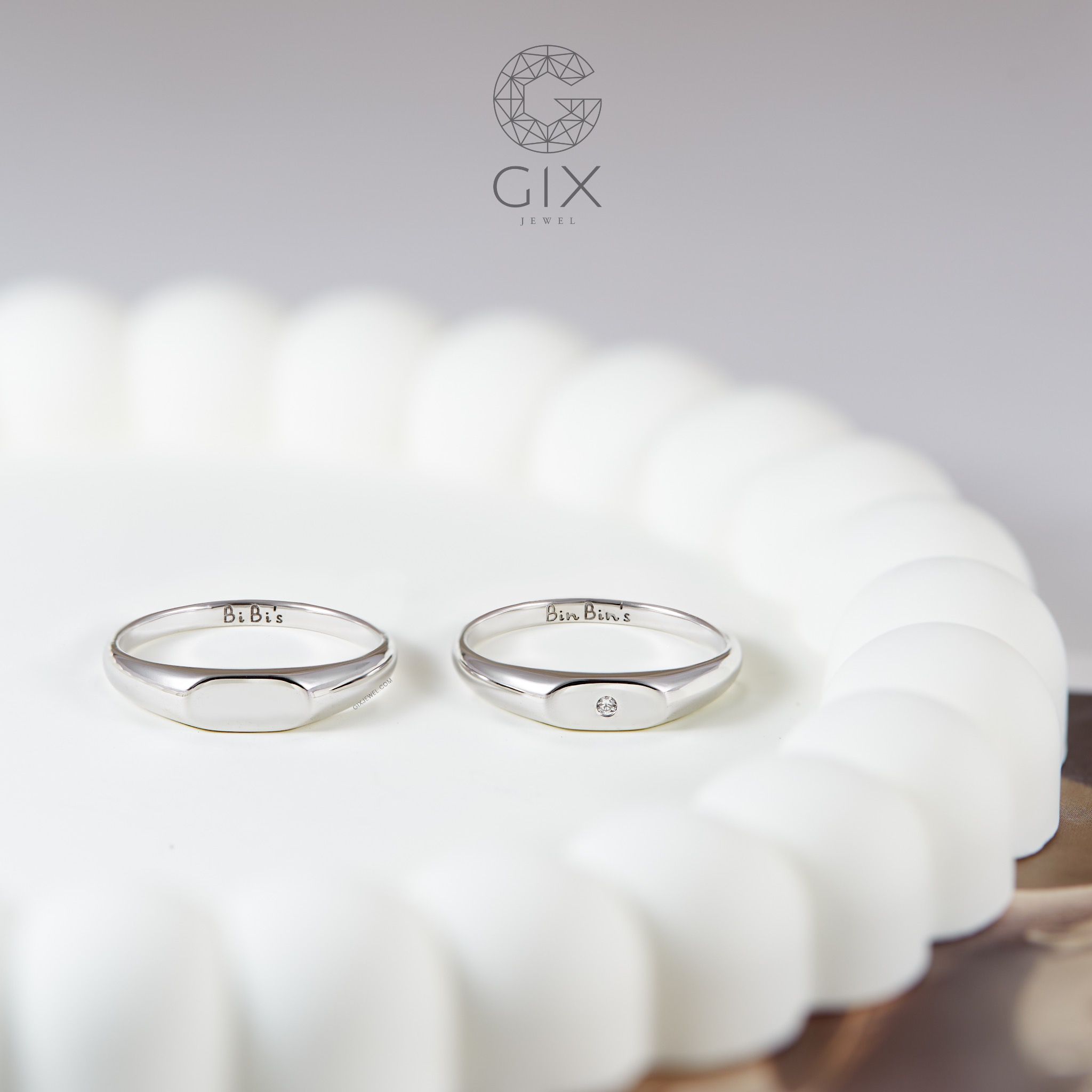Nhẫn cưới cặp đôi vàng 18k siêu đẹp thiết kế signet ring độc đáo đính kim cương Gix Jewel